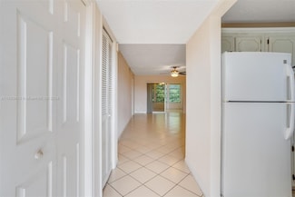 608 SW Natura Blvd Unit 311, Deerfield Beach, FL 33441