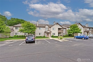1715 Piper Ln, Dayton, OH 45440