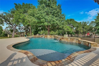 104 Standing Oak Dr, Georgetown, TX 78633