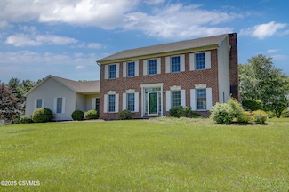 29 Circle View Dr, Elysburg, PA 17824