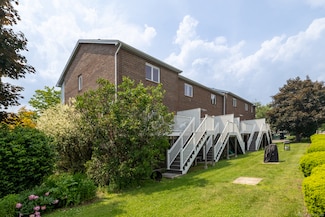 30 Sheila Ct Unit 31, Bristol, CT 06010