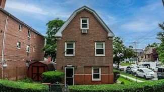 230 Pennyfield Ave, Bronx, NY 10465
