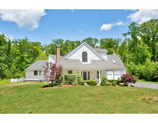 114 Highland St, Townsend, MA 01469