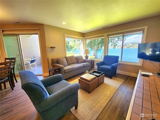 1 Beach 573-B, Manson, WA 98831