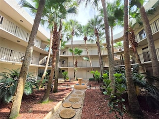 8075 SW 107th Ave Unit 320, Miami, FL 33173