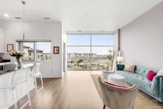 2958 Syracuse St Unit 412, Denver, CO 80238