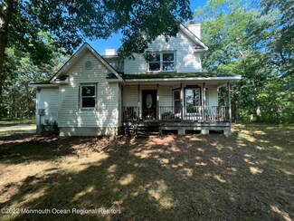 720 Sandy Hook Dr, Forked River, NJ 08731