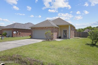 106 Sunny Oak Trail, Carencro, LA 70520