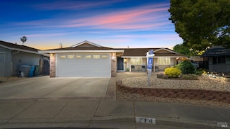214 Arrowhead Dr, Vacaville, CA 95687