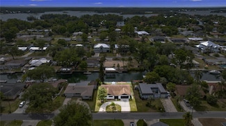 1218 SE 4th Ave, Crystal River, FL 34429