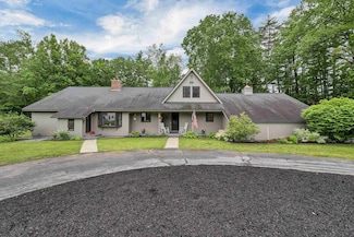 13 Kelso Dr, Bow, NH 03304