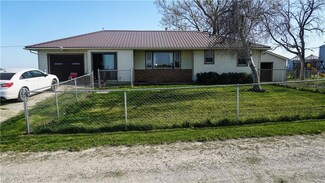 16120 570th St, Lacona, IA 50139