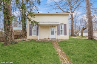 106 Elm St, Valparaiso, IN 46383
