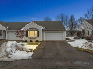 6180 Gleneagle Highlands Dr, Hudsonville, MI 49426