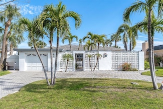 193 Mar St, Saint Pete Beach, FL 33706