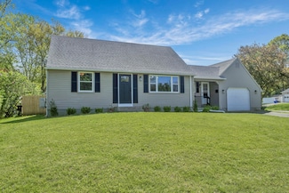 37 Litchfield Dr, Enfield, CT 06082