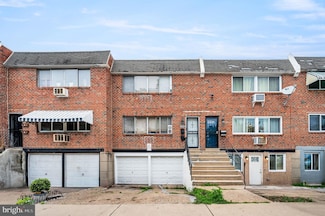 1231 W Champlost St, Philadelphia, PA 19141