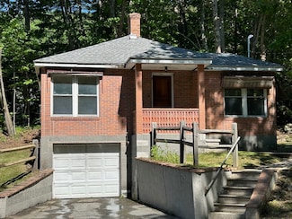 112 Center St, Ashburnham, MA 01430
