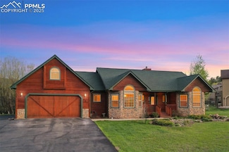 427 Gray Horse Cir, Woodland Park, CO 80863
