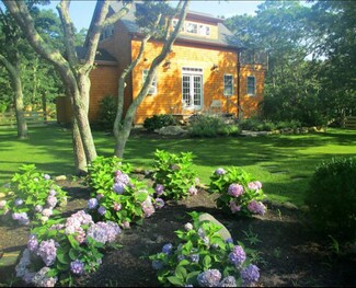 5 13th St S, Edgartown, MA 02539