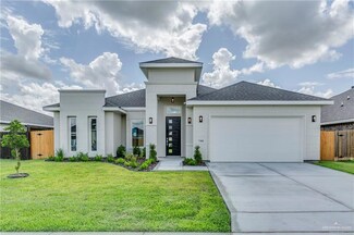 7308 N 54th St, Alton, TX 78573