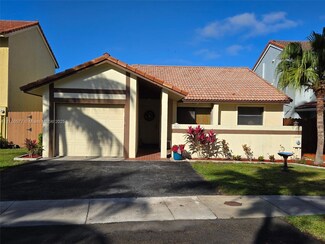 9516 SW 151st Ave, Miami, FL 33196