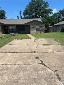 2303 W Creek Ln, College Station, TX 77845