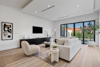 1247 SW 13th Ave, Miami, FL 33135