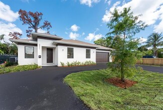 4821 Peters Rd, Plantation, FL 33317