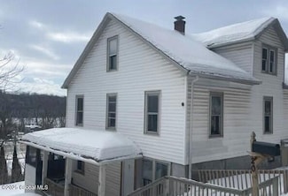20 Lepper Rd, Fort Johnson, NY 12070
