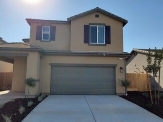 348 Thunder Rd, Madera, CA 93636