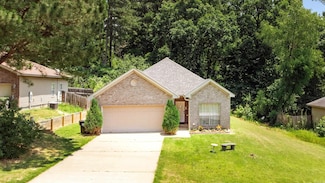 1228 Ridgecrest Dr, Benton, AR 72015