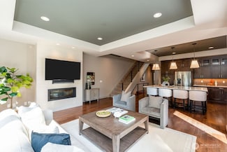 205 4th Ct S Unit 13, Kirkland, WA 98033