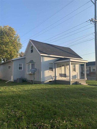 322 E Water St, Portland, IN 47371
