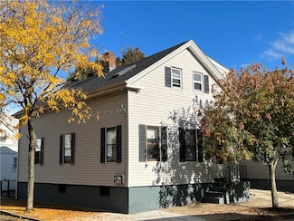 33 Ringgold St, Providence, RI 02903