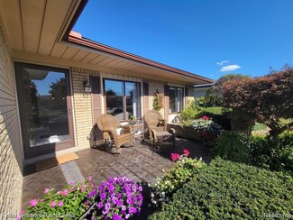 13421 Kingsville Dr, Sterling Heights, MI 48312