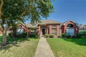 2421 Princess Ct, Carrollton, TX 75006
