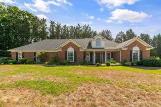 7817 College View Ct, Roanoke, VA 24019