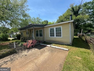 1017 Maxham Rd, Austell, GA 30168