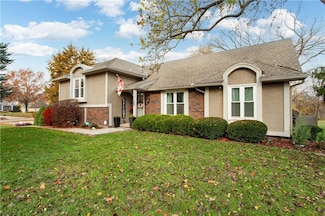 1400 NW Deer Run Trail, Blue Springs, MO 64015