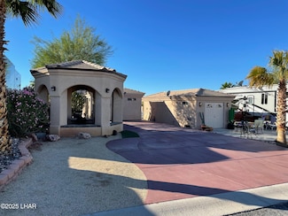 1905 Victoria Farms Rd, Lake Havasu City, AZ 86404