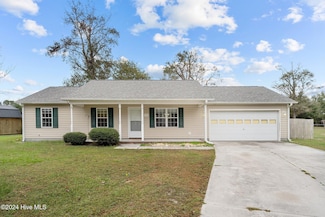 505 Hay Baler Ct, Sneads Ferry, NC 28460