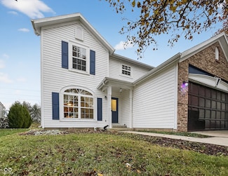 6743 Lexington Cir, Zionsville, IN 46077