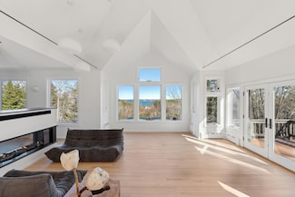 107 Wharf Rd, Yarmouth, ME 04096