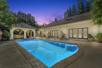 2921 Laurel Dr, Sacramento, CA 95864