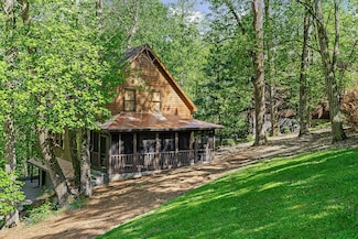 120 Bay Dr, Lancaster, TN 38569