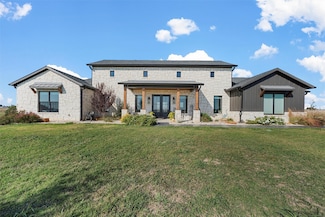 353 Willow Moon Ranch Rd, Crawford, TX 76638