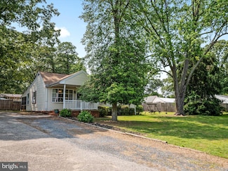 8342 Brookwood Rd, Millersville, MD 21108