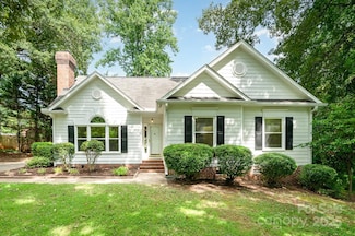 975 Pine Knoll Rd, Fort Mill, SC 29715