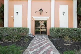 6960 20th Ave N Unit 203, Saint Petersburg, FL 33710